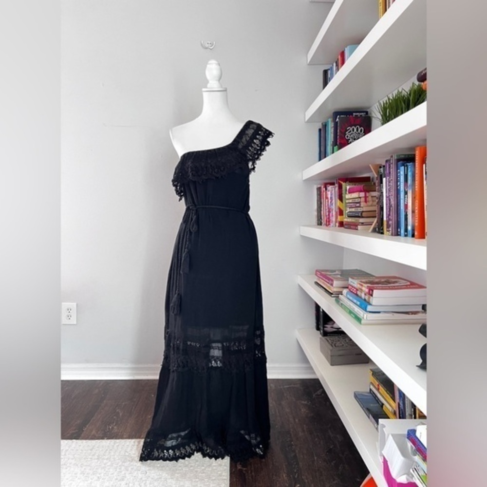 Miguelina Regina Black one shoulder lace Dress size XS/small